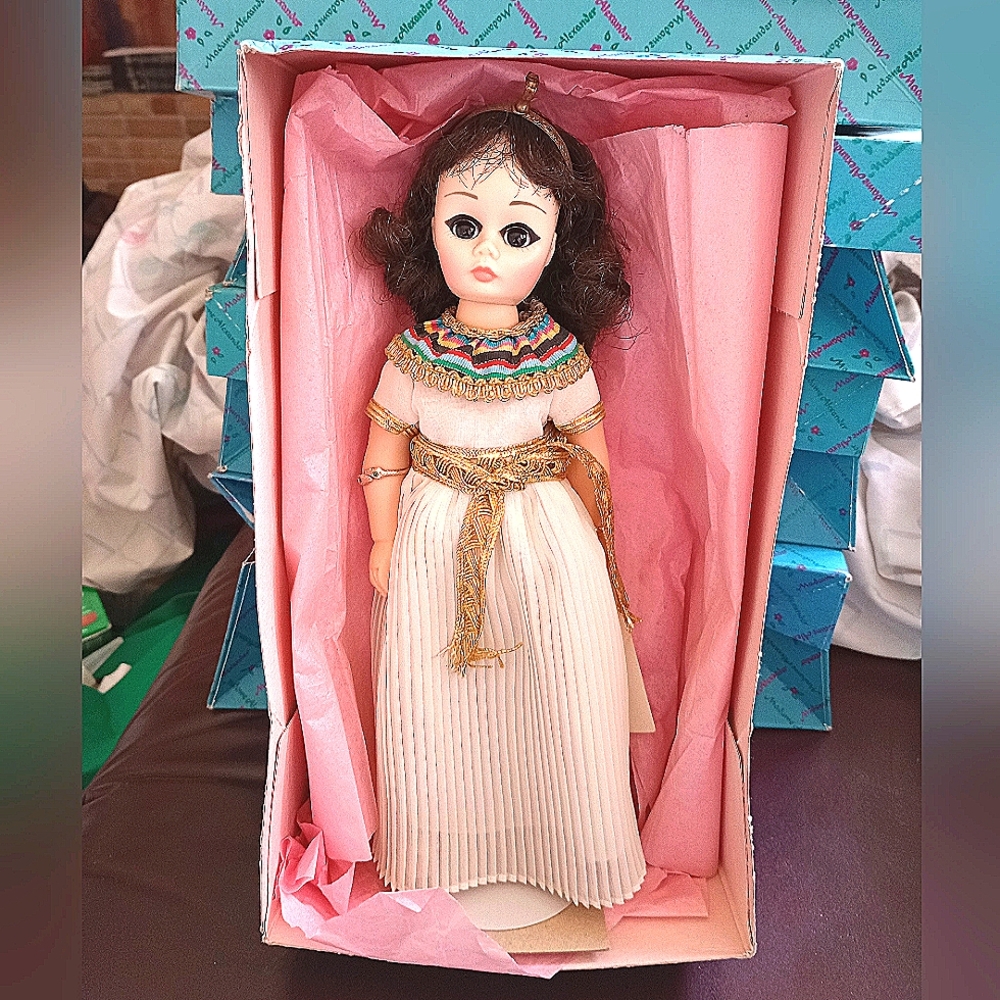 VINTAGE CLEOPATRA DOLL BY MADAM ALEXANDER WITH TAG AND BOX, 12" TALL